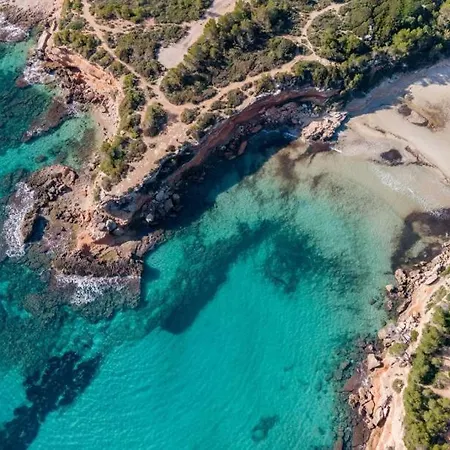 Cala Forn Y Climatizada Les Tres Cales