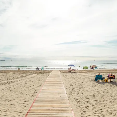 Cala Forn Y Climatizada * Les Tres Cales